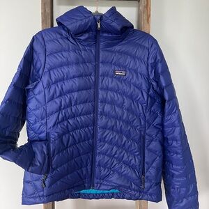 Patagonia Women's Blue Puffer Jacket